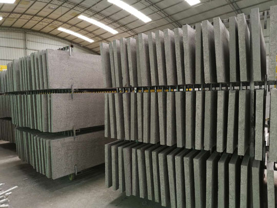 玄武巖熱固復(fù)合聚苯板（A級防火）