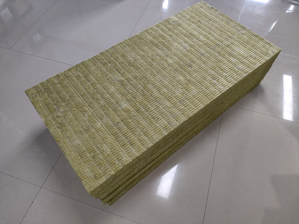 巖棉鋁箔保溫板零基礎(chǔ)學(xué)習(xí)根據(jù)不同的使用地方不同